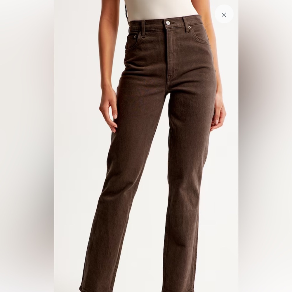 Brand new Abercrombie & Fitch Ultra High Rise 90s Straight Jean size 25/0 short